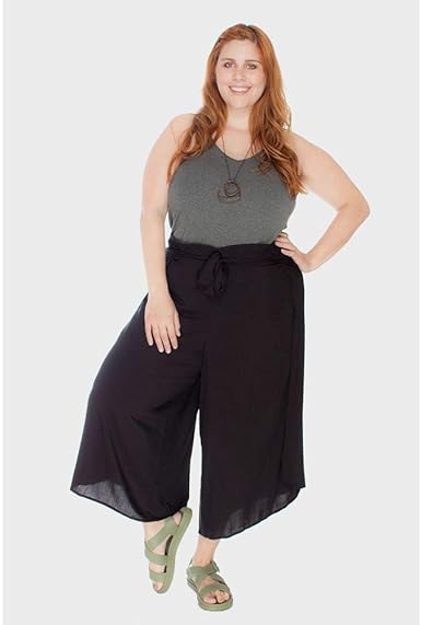 calça envelope preta plus size