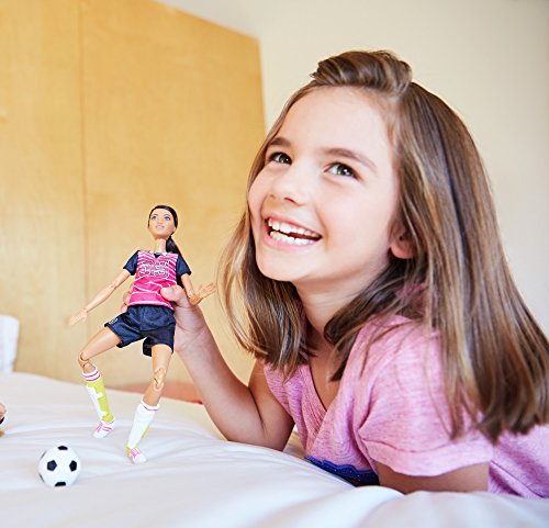 Mattel Barbie FCX82 Made to Move Fußballspielerin (brünett) Puppe – Bild 6