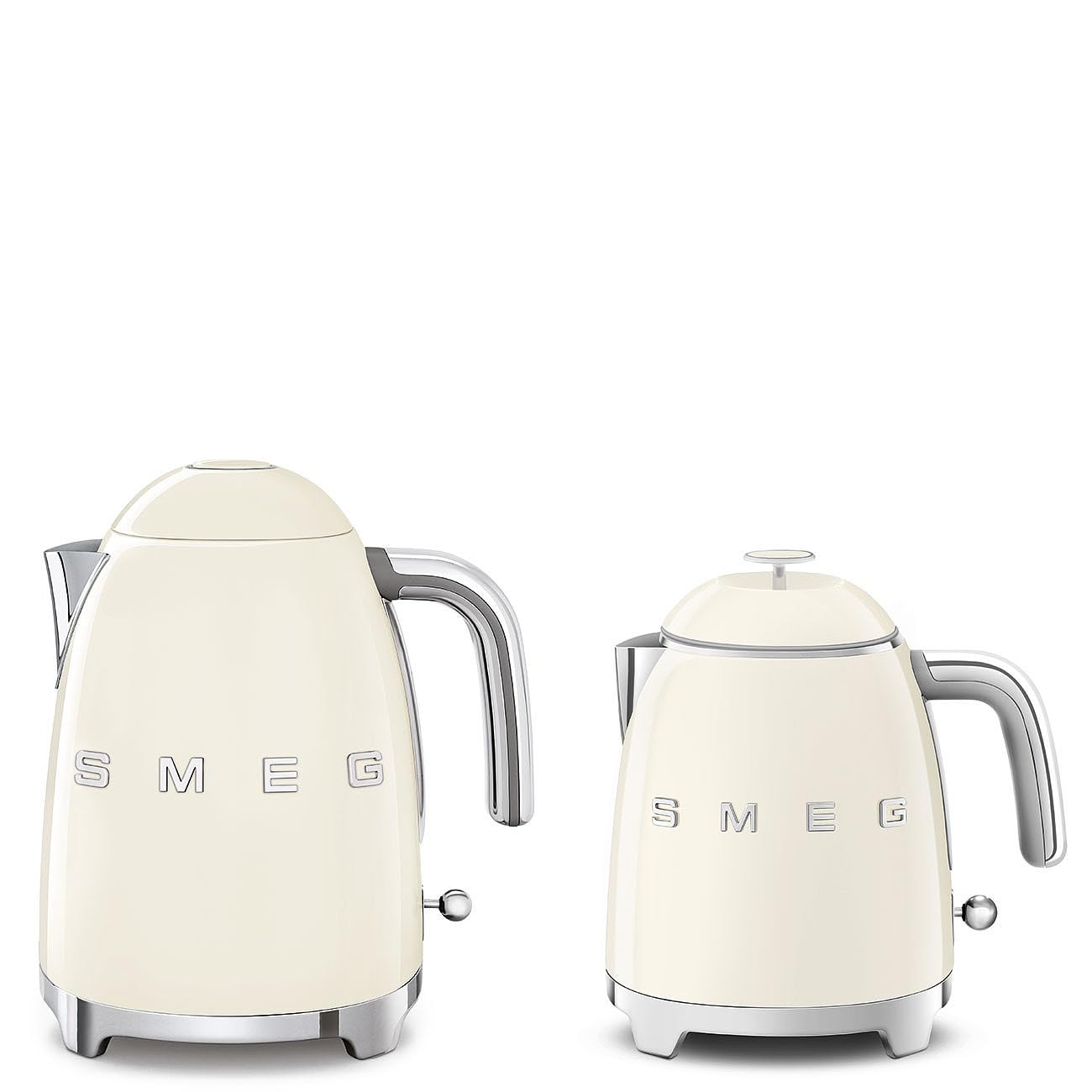 SMEG Hervidor eléctrico Mini años 50 estilo retro de 3 tazas con base antideslizante de doble pared e indicador de nivel de agua (crema)