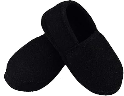 boys black slippers