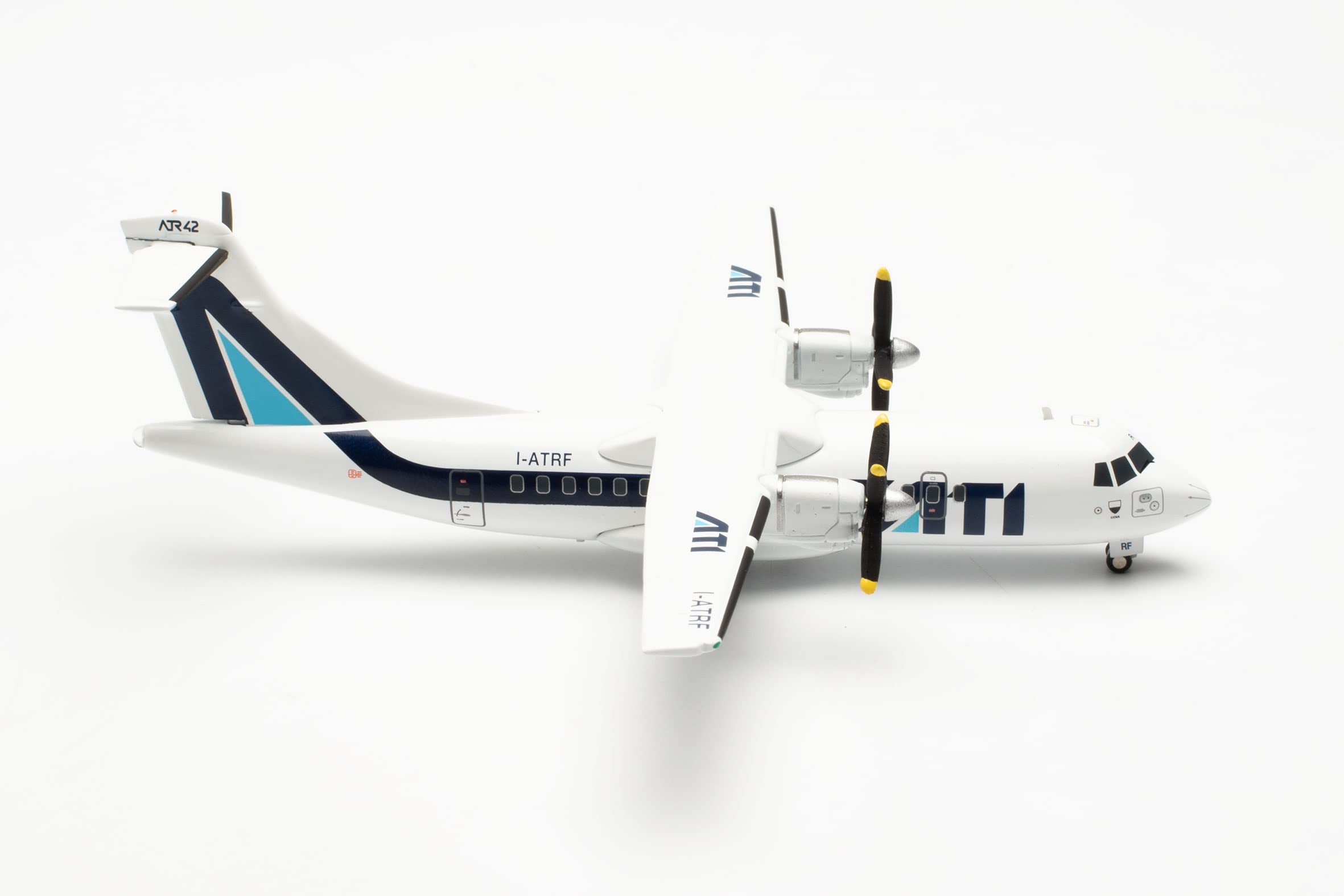 herpa airplane model ATI Aero Trasporti Italiani ATR-42-300, scale 1:200 - aircraft model for diorama, model building, collector's item, decoration, plane without pedestal, made of metal