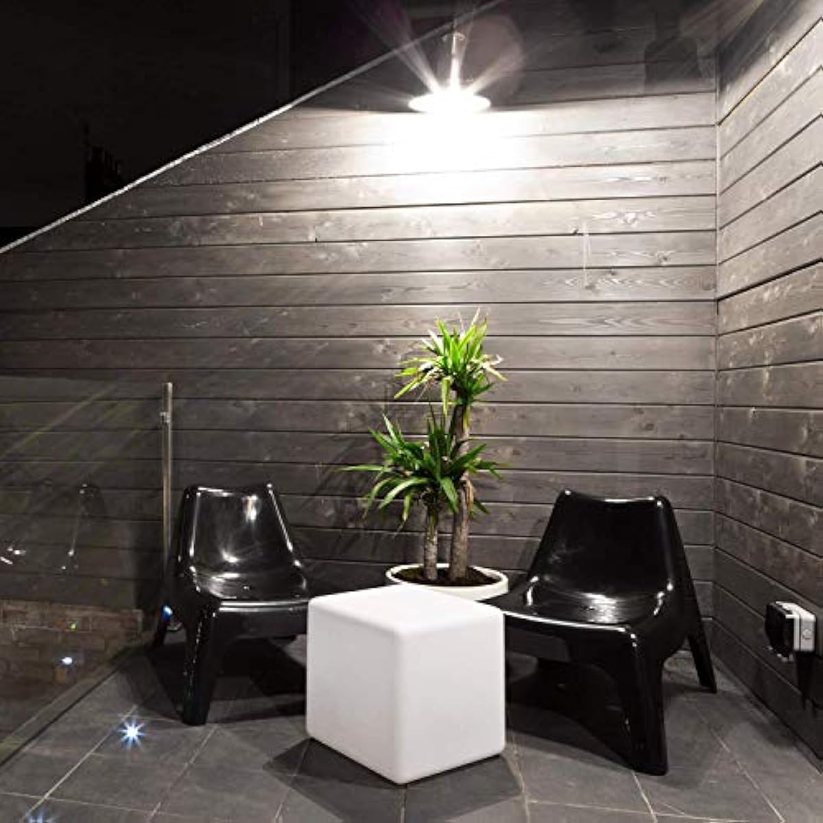 Led Flood Light Bulbs At Lightbulbs Com Led Flood Light Bulbs At Lightbulbs Com