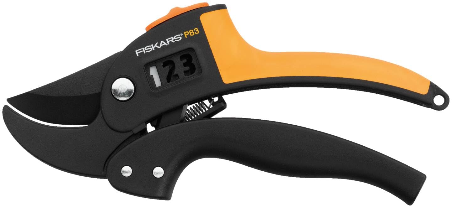 Fiskars PowerStep Pruner Anvil P83, Cutting diameter: 2.4 cm, Steel blades with non-stick coating, Length: 19 cm, Black/Orange, 1000575