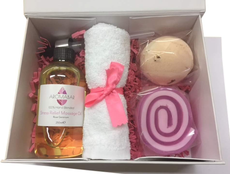 Aromabar Yummy Mummy Gift Set including Rose Geranium Massage Oil - Image 3