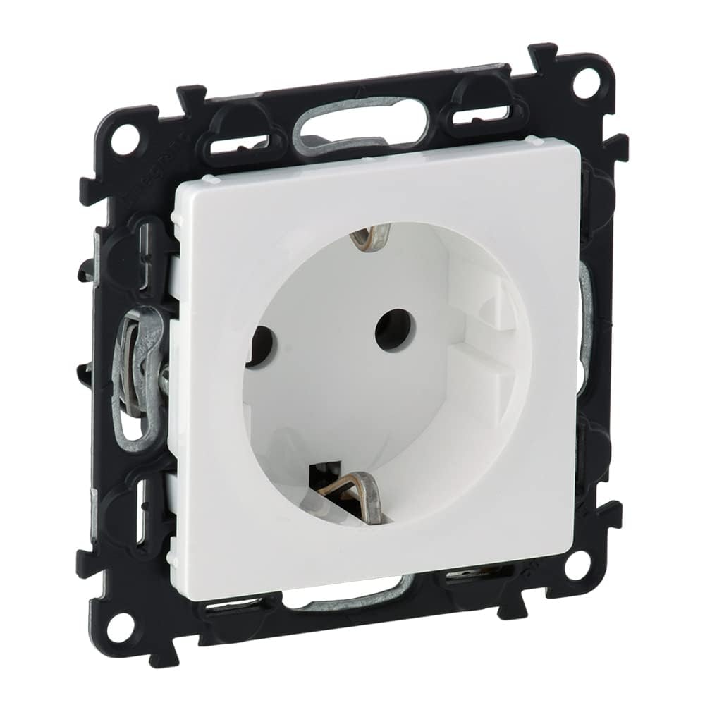 Legrand, Valena Life 753120 2P+E Socket with Closure, German Standard Socket, 16A, 250V, Ultra White — image 1