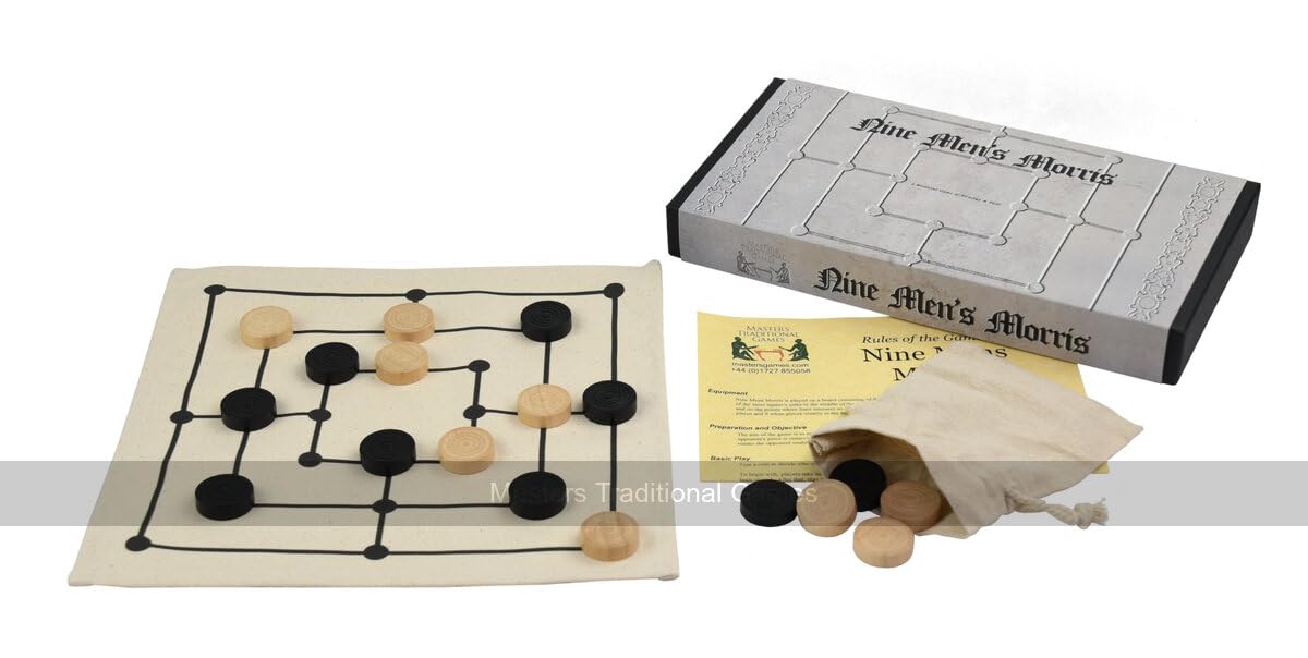 Medieval Nine Mens Morris Board Game - Cloth Board And Wooden Pieces - Medieval Games - Historical 2 player Game