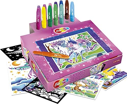 Blopens LANSAY Super Activity Center Fantasie - Airbrush Malset für Kinder ab 5 Jahren - Box Wird zum Malpult inkl. 13 Pustestiften & 16 Märchen-Schablonen - Magisches Bastelset Geschenkidee