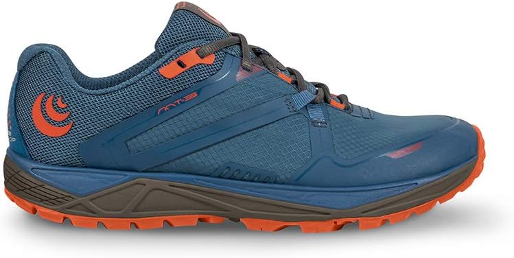 topo running shoes canada