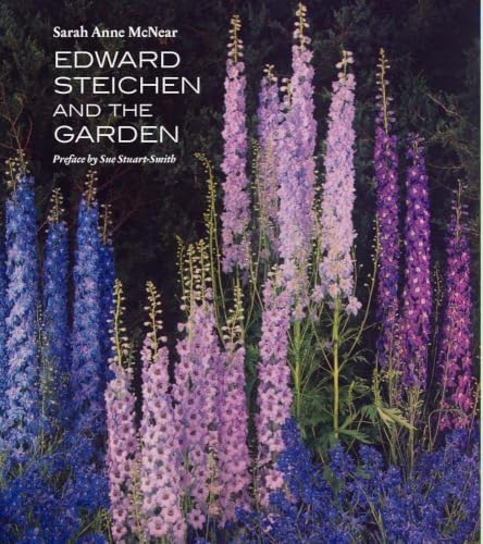 Amazon.com: William Eggleston: Flowers: 9783958293892: Eggleston