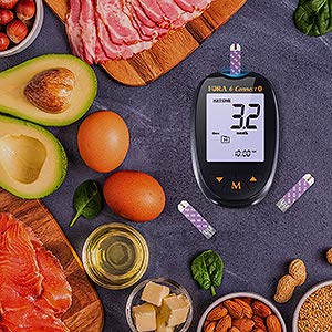 FORA 6 Connect KT20 Blood Ketone Testing Meter Kit to Monitor Your Ketogenic Low Carb Diet and Nutritional Ketosis via Smartphone App, 1 Meter, 1 Lancing, 100 Lancets, 20 Ketone Strips, Carry Case