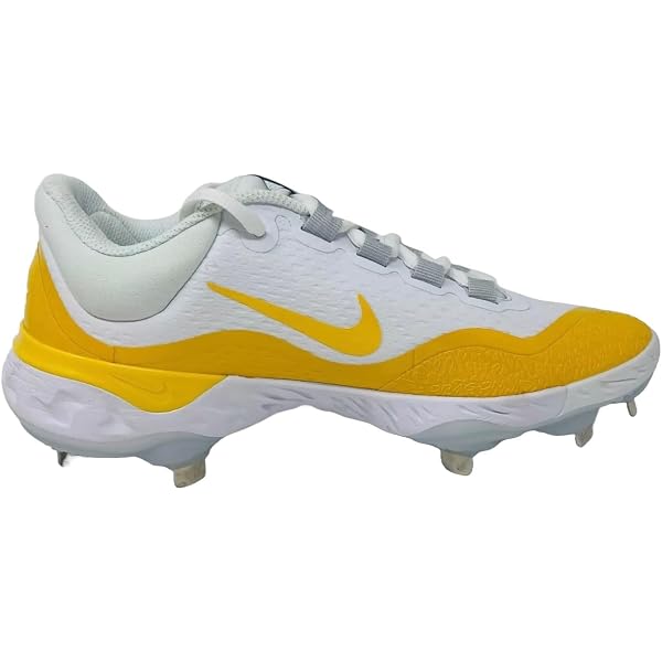 Amazon.com | Nike Team Alpha Huarache Elite 4 Low Metal  display picture 1