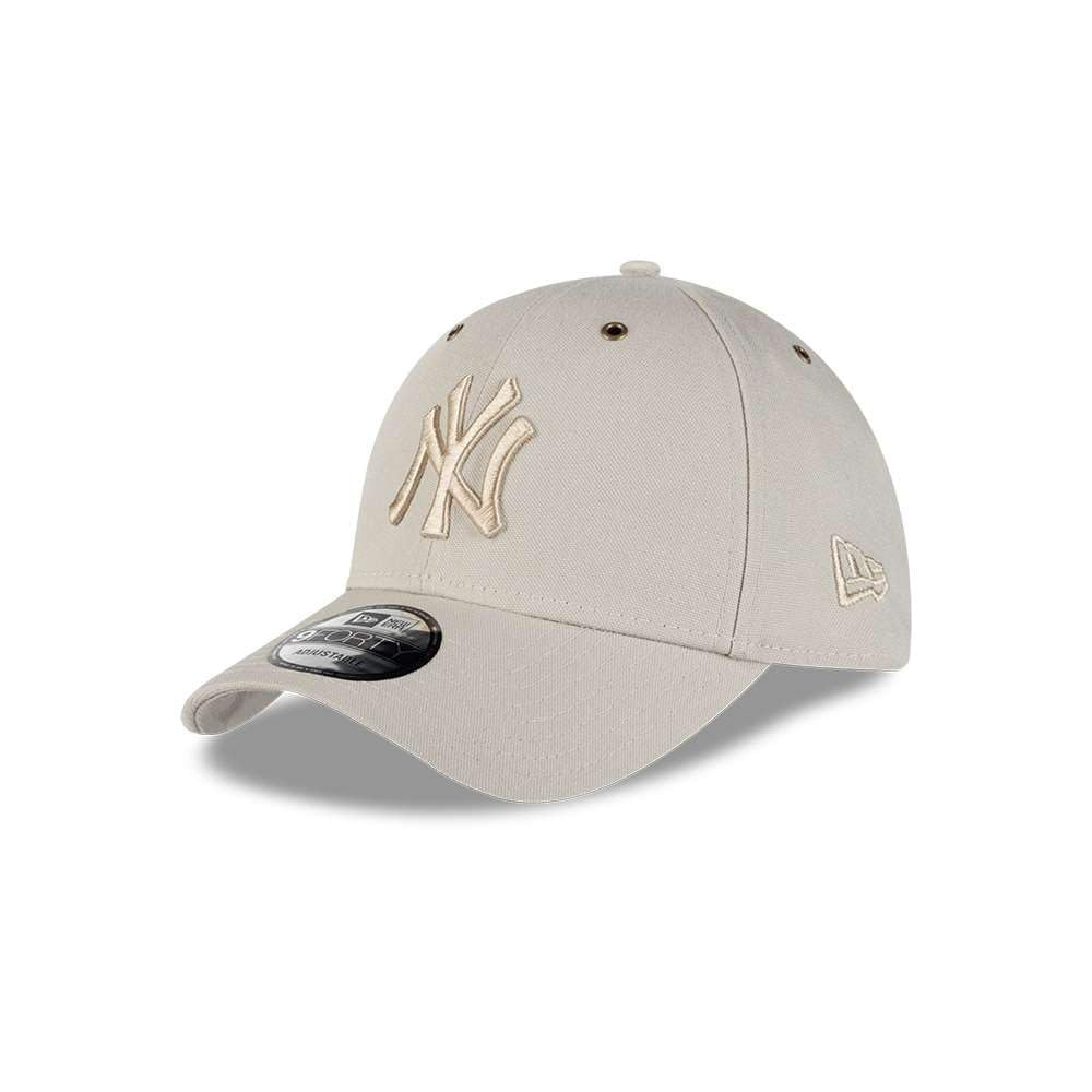 New Era Men's 940 MLB New York Yankees Washed Canvas 9Forty Baseball Cap Light Beige
