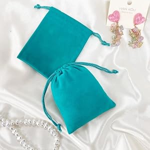 5 Pcs Velvet Drawstring Bags 3.15 x 3.94 Inch, Soft Jewelry Storage Pouches, Portable Gift Bags for Travel Organizing Party F