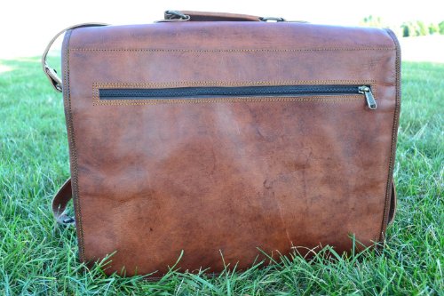 PL 16 Inch Vintage Leather Messenger Bag Briefcase / Fits upto 15.6 Inch Laptop