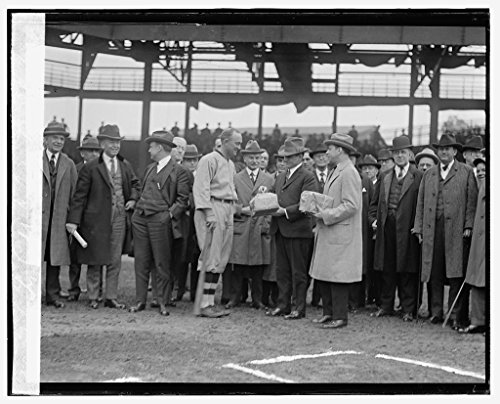 16 x 20 Gallery Wrapped Frame Art Canvas Print of Ty Cobb celebration, 5/10/24 1924 National Photo Co 24a