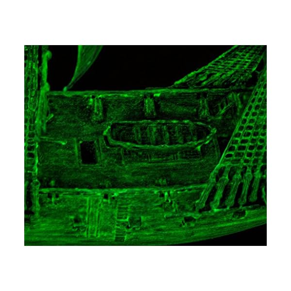 Revell Modellbausatz Geisterschiff I Piratenschiff mit Nachtleuchtfarbe I Easy-Click-System fÃ¼r einfachen Zusammenbau I Detailliertes Modell fÃ¼r Kinder und Erwachsene ab 10 Jahren – Bild 7