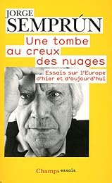 Une  tombe au creux des nuages