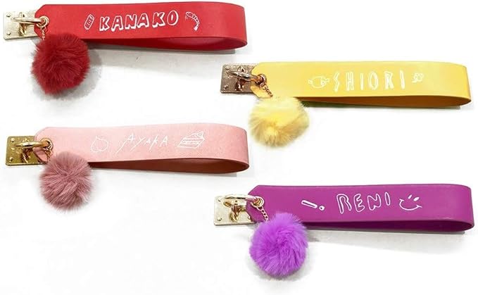 Amazon ももいろクローバーｚ ももクロ 3coins スマホチャームベルト 4点セット アイドル 芸能人グッズ 通販