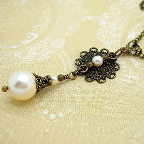 Cream Swarovski Simulated Pearl and Filigree Necklace