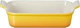 Le Creuset Heritage Rectangular Dish Stoneware 26 cm Nectar 2.4 L 71102266720001 view 2