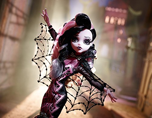 draculaura collector doll