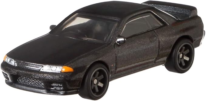 Amazon Com Hot Wheels Nissan Skyline Gtr Vehicle Toys Games
