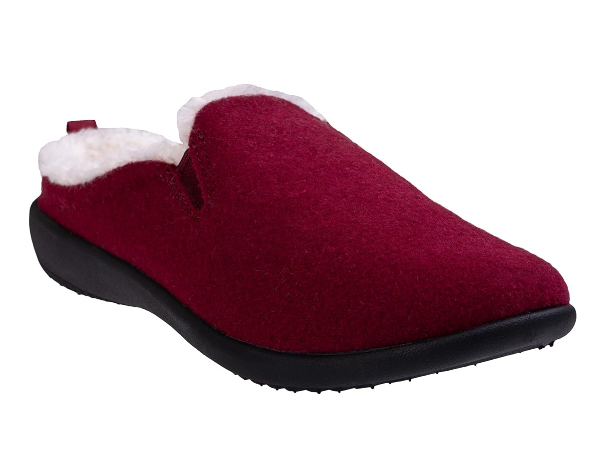 REVITALIGN Women’s Dundee Cozy, Cranberry, 8.5