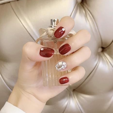 Amazon Co Jp Zyss ネイルステッカー赤銀完全人工爪 ネイルステッカーすることができ24爪 ホーム キッチン