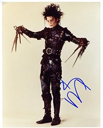 Photographs - Photo Johnny Depp Autograph Signed 8 x 10