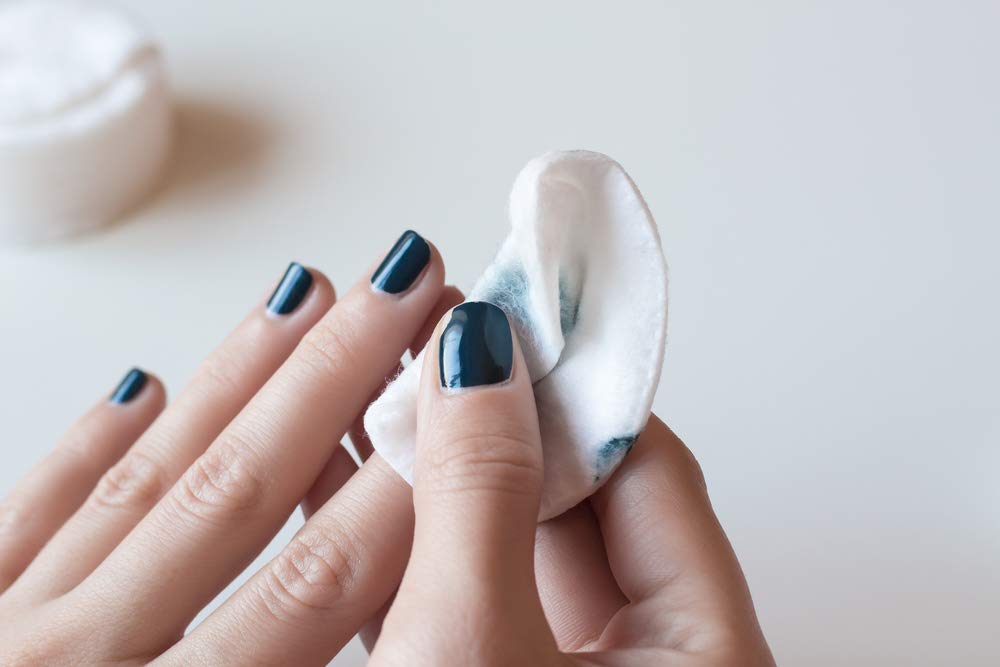 Diamond Wipes Acetone Nail Polish Remover Pads Pack of 50ct Individually Wrapped Pre-Soaked Pads Made With Aloe Vera One Wipe Strong Enough For All 10 Nails Convenient Size For On The Go And Travel : Beauty