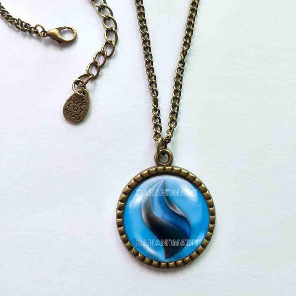 Handmade Cute Gift Anime Charm Fashion Jewelry Charizardite X Mega Stone Necklace Charizard Pendant Cosplay