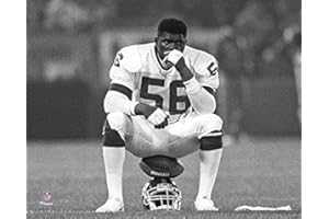 LEGENDS GALLERY New York Giants Lawrence Taylor Taking a Breather 8x10 Photo Picture