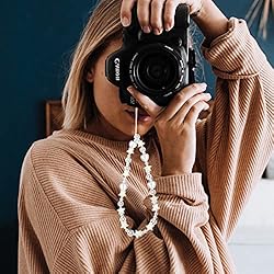 Taouzi Valentine Beaded Phone Lanyard Wrist Strap