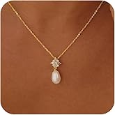 SELSHE Pearl Necklaces for Women, 14K Gold Plated Charm Necklace Cute Pearl Pendant Necklace Dainty Gold Necklaces for Women Trendy Gold Jewelry