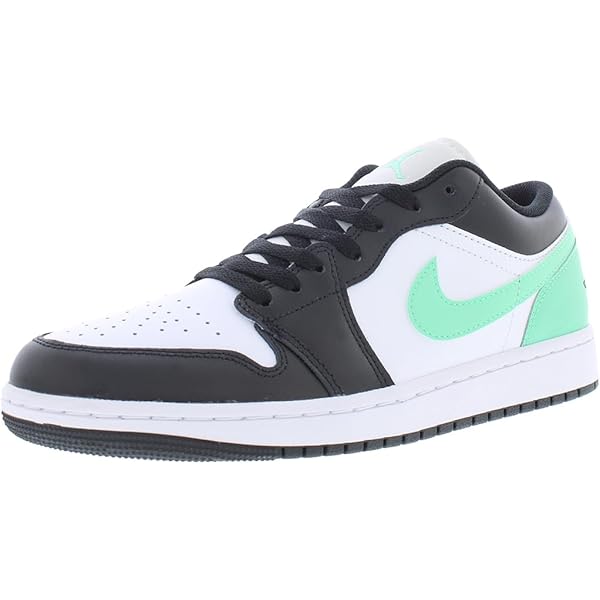 Amazon.com | Nike Womens Air Jordan 1 Low Trainers DC0774 - Black