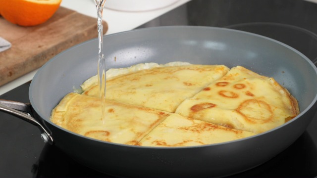 6 GreenPan+CC002388+001+Valencia+Cookware+Ceramic