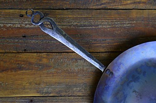 Hand Forged Iron Skillet with Flame Style Handle