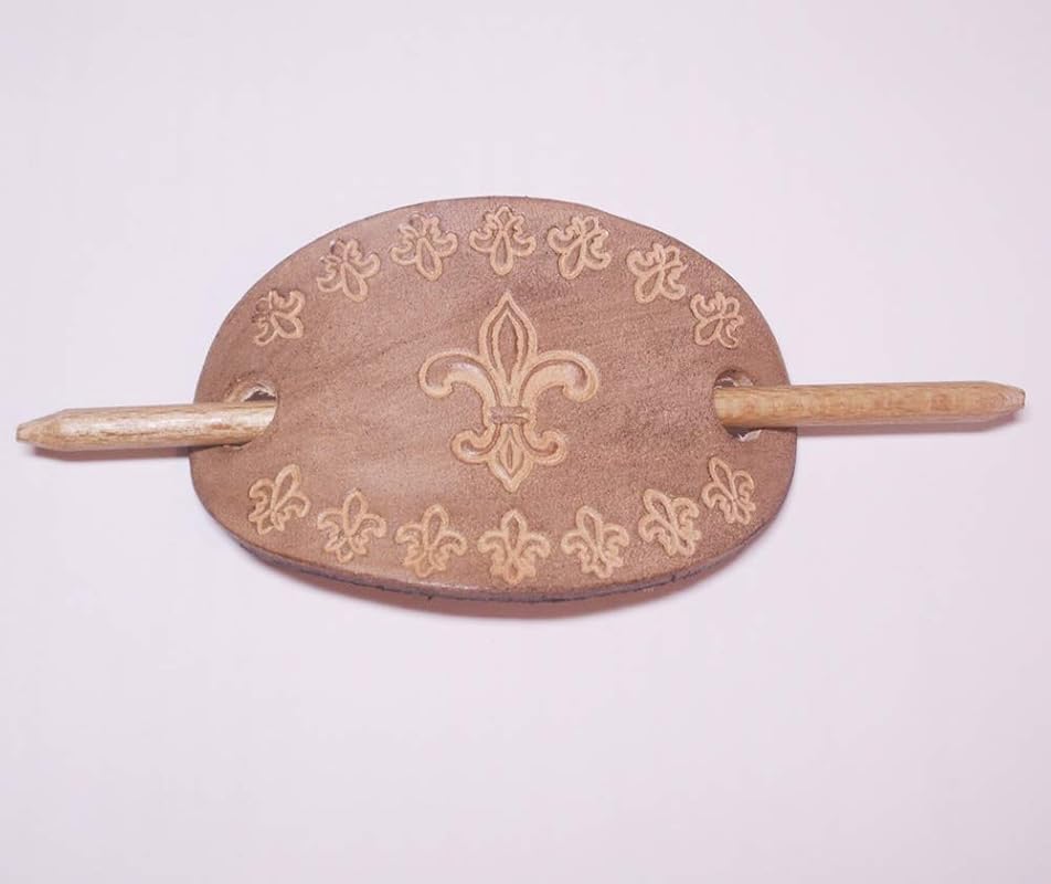 LEDER HAARSPANGE mit einpunzierten FLEUR DE LIS in Antikbraun : Amazon