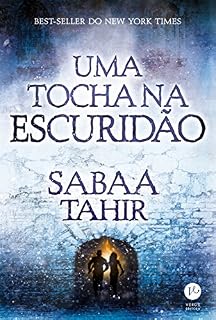 Livro Uma tocha na escuridão (Uma chama entre as cinzas Livro 2)