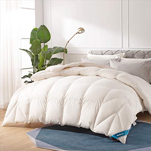 South Shore Versa Nightstand with 2 Drawers and Charging Station, Gray Maple, 16.38 in x 23 in x