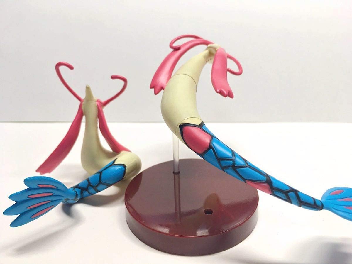 Amazon 立体ポケモン図鑑 ミロカロス 通常 遊泳2種セット ヒンバス フィギュア ユージン フィギュア ドール 通販