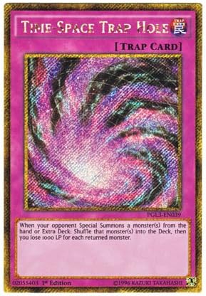 Amazon 遊戯王 英語版 Pgl3 En039 Time Space Trap Hole 時空の落とし穴 ゴールドシークレットレア 1st Edition トレカ 通販