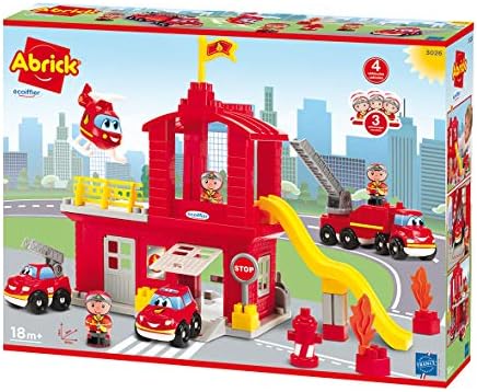 LEGO Friends dierenkliniek voor paarden en huisdieren 42651