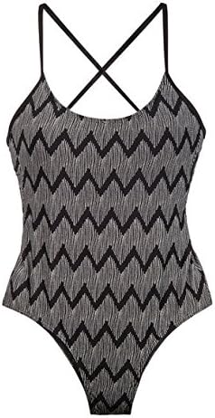 addison en maillot de bain