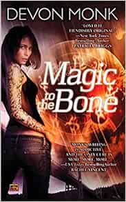 Magic To The Bone Allie Beckstrom Book 1 Monk Devon 9780451462404 Amazon Com Books
