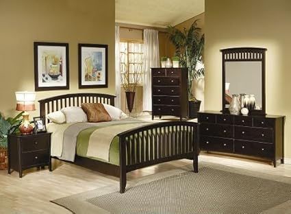 Amazon Com 5 Piece Bedroom Set In Cappuccino Finish