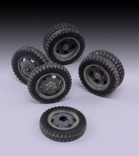 Royal Model 1:35 Opel Blitz Wheels Resin Vehicle Upgrade Diorama Accessory #599