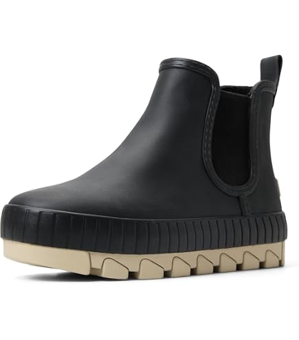 Amazon.com | Hunter Women's Play Chelsea Neo Boots, Black, 5
