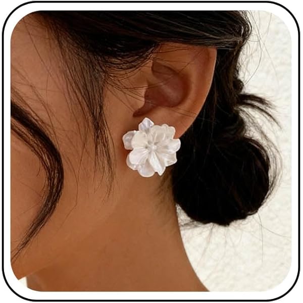 Amazon.com: Elegant Resin White Flower Stud Earrings Women Tiny