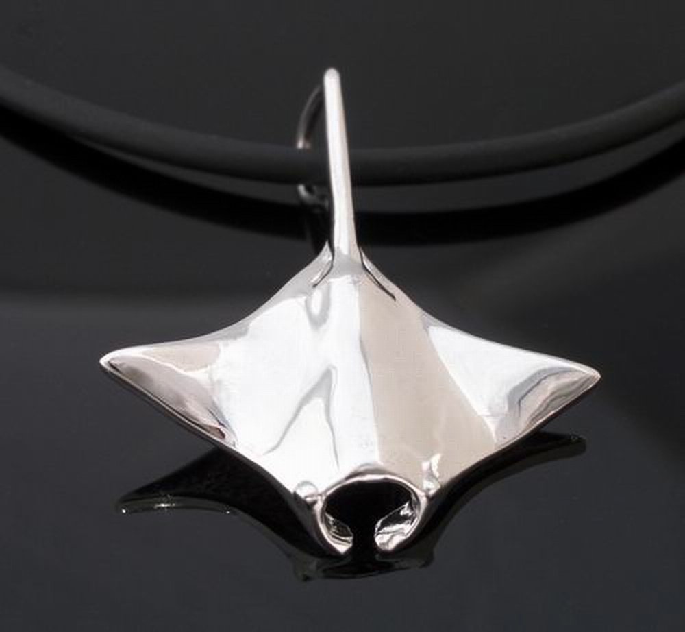 Amazon.com: Sterling Silver Rhodium Plated Manta Ray Pendant Necklace Sea life Ocean Marine 